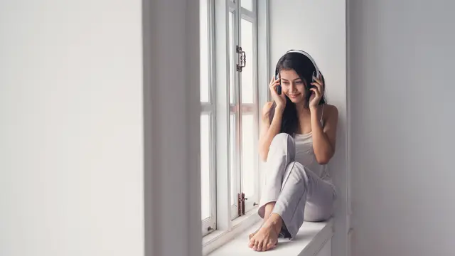 perempuan patah hati