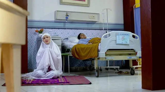 6 Potret Candid Rosiana Dewi Saat Syuting Suci dalam Cinta, Totalitas