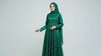 Perbedaan Gamis Brokat Pesta dan Gamis Brokat Casual, Model, Bahan, dan Warna