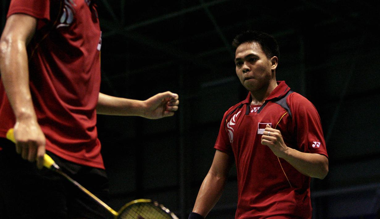Markis Kido meninggal dunia saat bermain bulutangkis di GOR Petrolin, kawasan Alam Sutera, Tangerang malam ini. Dia diduga meninggal karena serangan jantung. (Foto: AFP/Kieran Dodds)