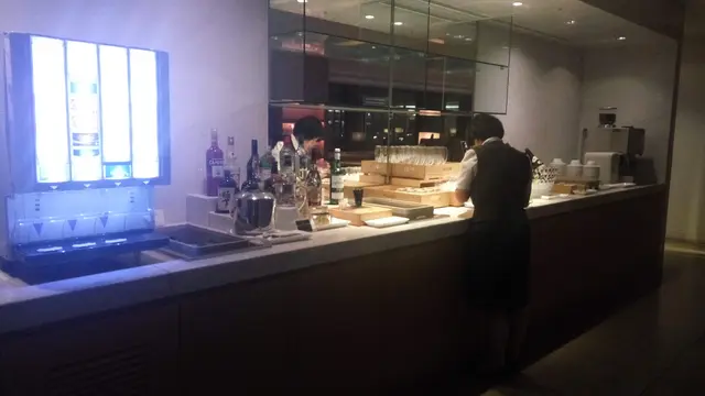Sakura Lounge