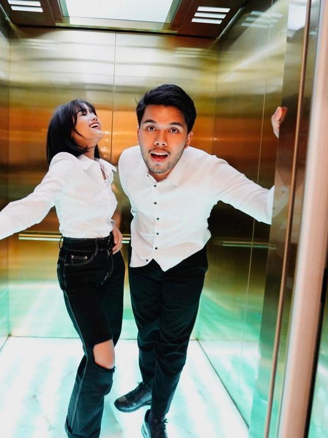 Thoriq Halilintar dan Fuji. (Foto: Dok. Instagram @thariqhalilintar)