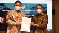 Menpora  RI Zainudin Amali menerima Penyerahan Laporan Hasil Pemeriksaan (LHP), Pemeriksaan atas Laporan Keuangan Kemenpora RI Tahun 2019 di Auditorium Wisma Kemenpora, Senayan, Jakarta, Rabu (22/7).