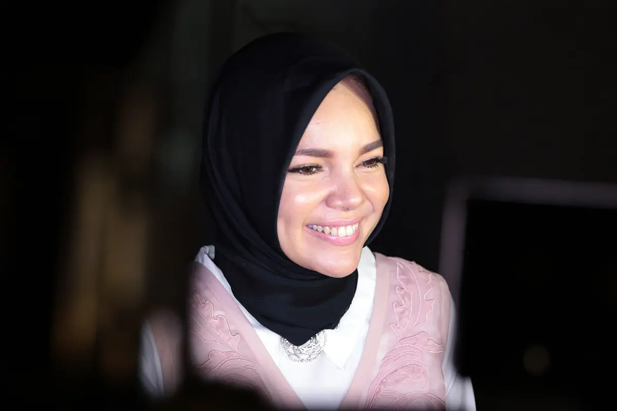 [Bintang] Dewi Sandra