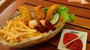 Tempat ini menyediakan produk variasi makanan lain yang dari sisi harga cukup terjangkau seperti sandwichserta beberapa jenis pasta (Liputan6.com/Andrian Martinus)