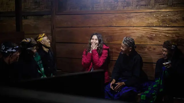 Adinda Thomas Singgah di Kasepuhan Ciptagelar.