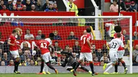 Manchester United Vs Swansea City (REUTERS/Darren Staples)