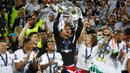 Pemain Real Madrid merayakan gelar Liga Champions ke-11 di Stadion San Siro, Milan, Minggu (29/5/2016) dini hari WIB. (Reuters/Kai Pfaffenbach)