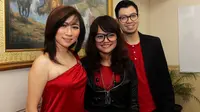 Berbeda dari album-album sebelumnya, di album ketiga ini D'Cinnamons membuat lagu dari hasil kreasi mereka bertiga.