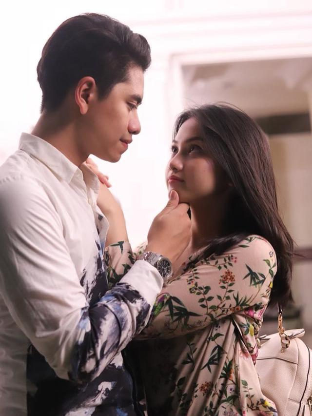 6 Momen Manis Athalla Naufal dan Aisyah Aqilah yang Super Mesra