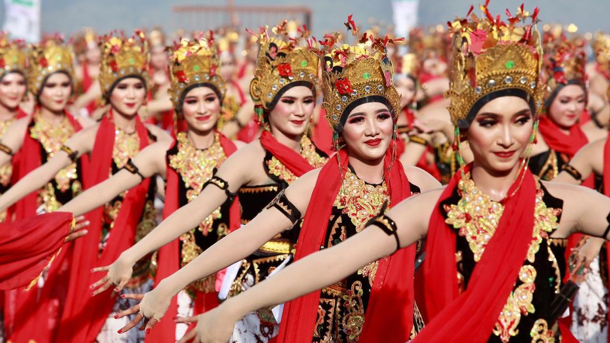 Tari Gandrung Banyuwangi Akan Dipentaskan di London, Ini Respon Bupati Ipuk