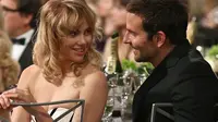 Dikabarkan Tunangan, Bradley Copper-Suki Waterhouse Justru Putus