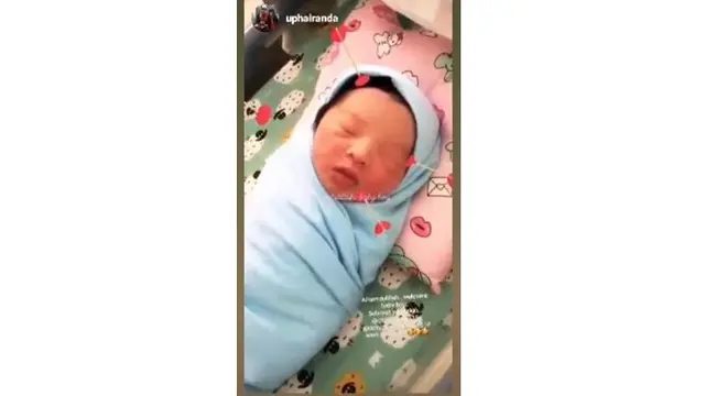 6 Potret Gemas Xavier Shaquille Perdana, Bayi Ricky Perdana yang Baru Lahir
