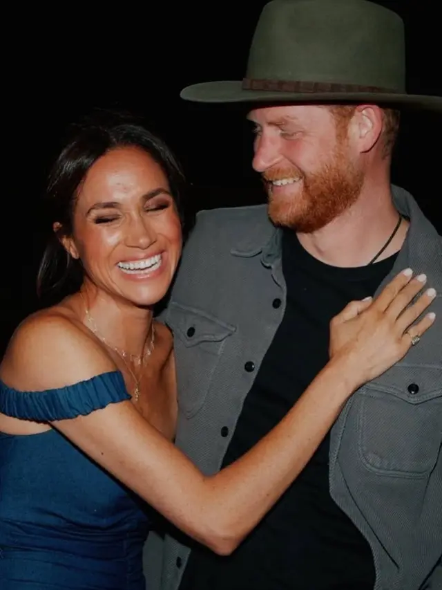 Meghan Markle dan Pangeran Harry saat Nonton Konser Beyonce. [@meghan]