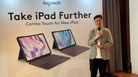 Ismail Maksum, Country Manager Logitech Indonesia, saat peluncuran Combo Touch di Jakarta, Rabu (26/9/2024). (Liputan6.com/ Yuslianson)