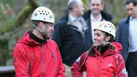 Romantisnya Pangeran Williams dan Kate Middleton gunakan busana matching saat olahraga outdoor