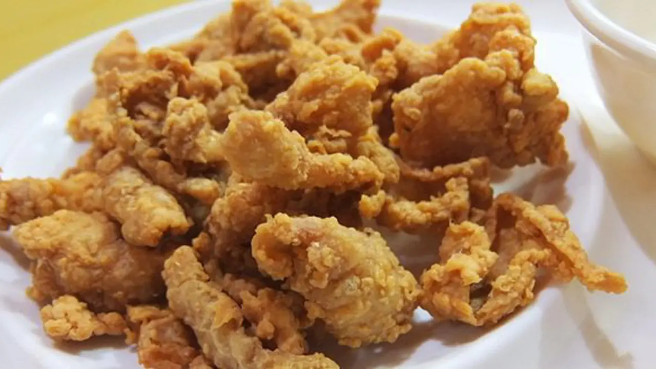 Kulit ayam krispi/copyright kusinamaria.com