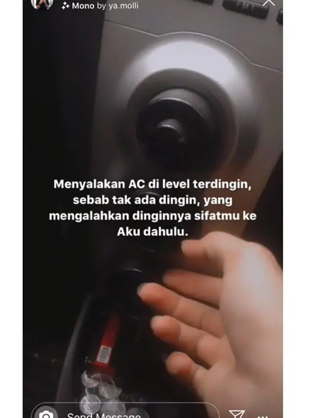 6 Curhatan 'Ambyar' Netizen saat di Dalam Mobil Ini Bikin Nyesek