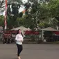 Putri sulung Partai Perindo Hary Tanoesoedibjo, Angela Tanoesodibjo menjadi salah satu sosok yang dipanggil Presiden Joko Widodo atau Jokowi ke Istana Kepresidenan Jakarta, Jumat (25/10/2019). (Liputan6/Lizsa Egeham)