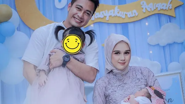 Momen Eza Gionino dan Istri Gelar Aqiqah Untuk Anak Kedua. (Sumber: Instagram/ezagio dan Instagram/ma_coritha)