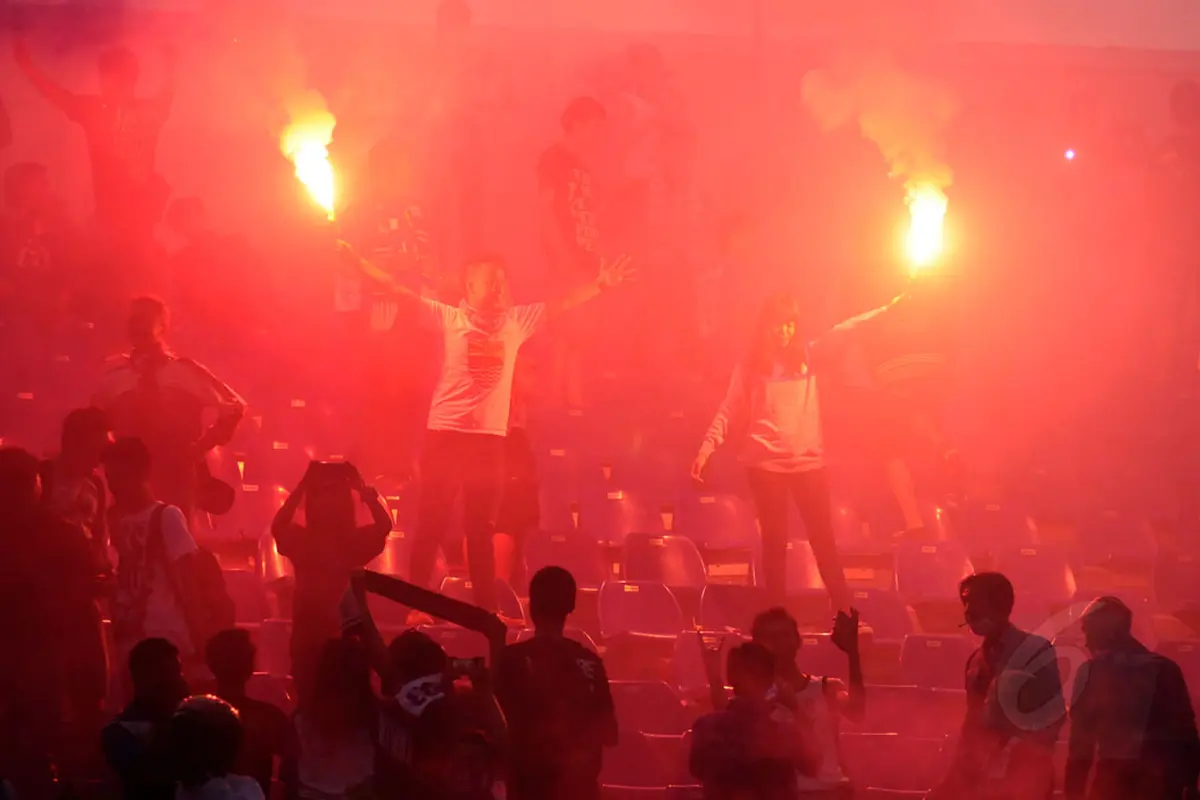 Euforia Bobotoh Saat Persib Bungkam Barito Putera