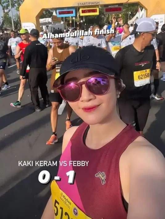 Artis cantik Fabby Rastanty bersykur akhirnya bisa menyelesaikan pada marathon kali ini. Awalnya, ia sempat mengalami kram kakinya. Tapi melihat semangat para peserta lain, ia pun bersemangat menyelesaikan sampai finish. [Instagram/febbyrastanty]