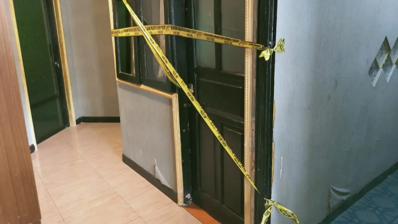 Klinik Aborsi Di Kabupaten Pandeglang, Banten, Yang Di Segel Polda Banten. (Selasa,03/11/2020). (Yandhi Deslatama/Liputan6.com)