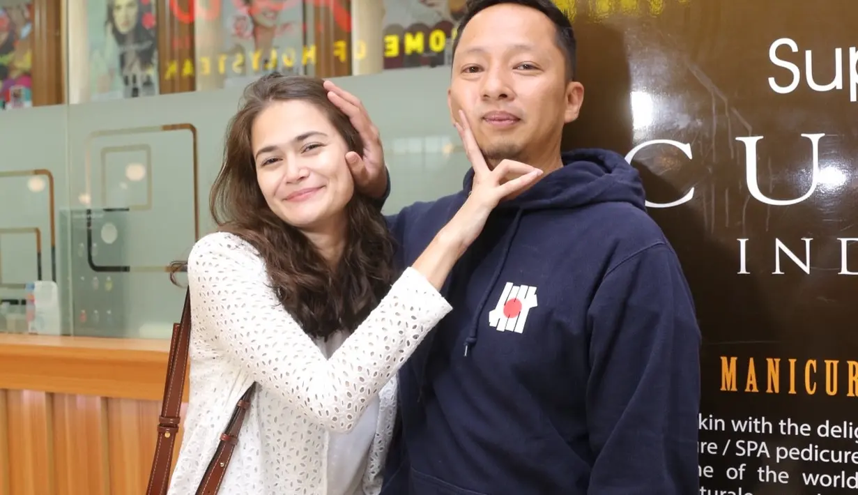 Ringgo Agus Rahman dan Sabai Morscheck