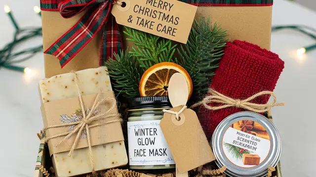 Hadiah Natal Paket Perawatan Diri Mini (DIY)