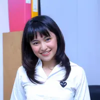 Makin banyak selebriti yang tertangkap narkoba. Bahkan, dunia entertainmen rentan dengan barang haram tersebut. Terkait hal itu, seperti apa cara Marshanda menghindarinya. (Nurwahyunan/Bintang.com)