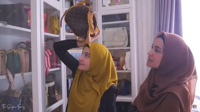 Potret Isi Lemari Barang Mewah Nagita Slavina (sumber: youtube/The Sungkars Family)