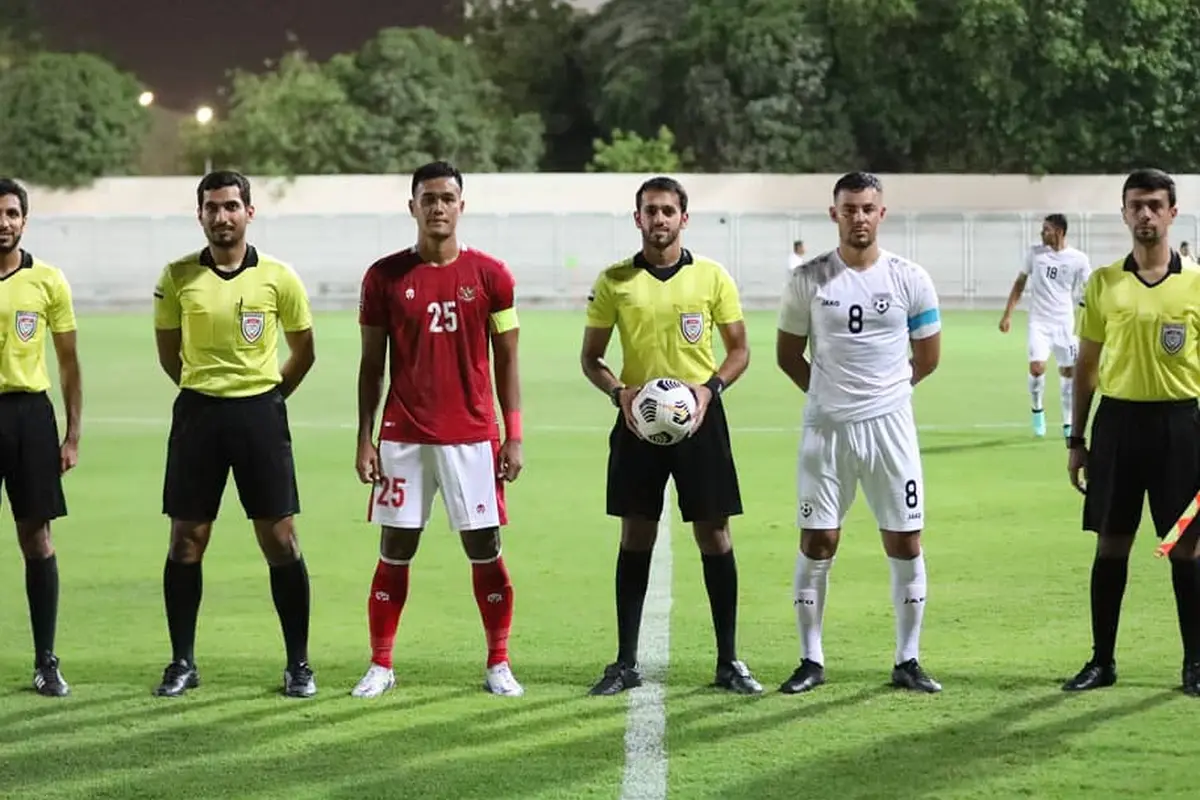 Penyerang Timnas Indonesia, Muhammad Rafli (kiri) saat melawan Afghanistan di Dubai, Uni Emirat Arab (UEA).