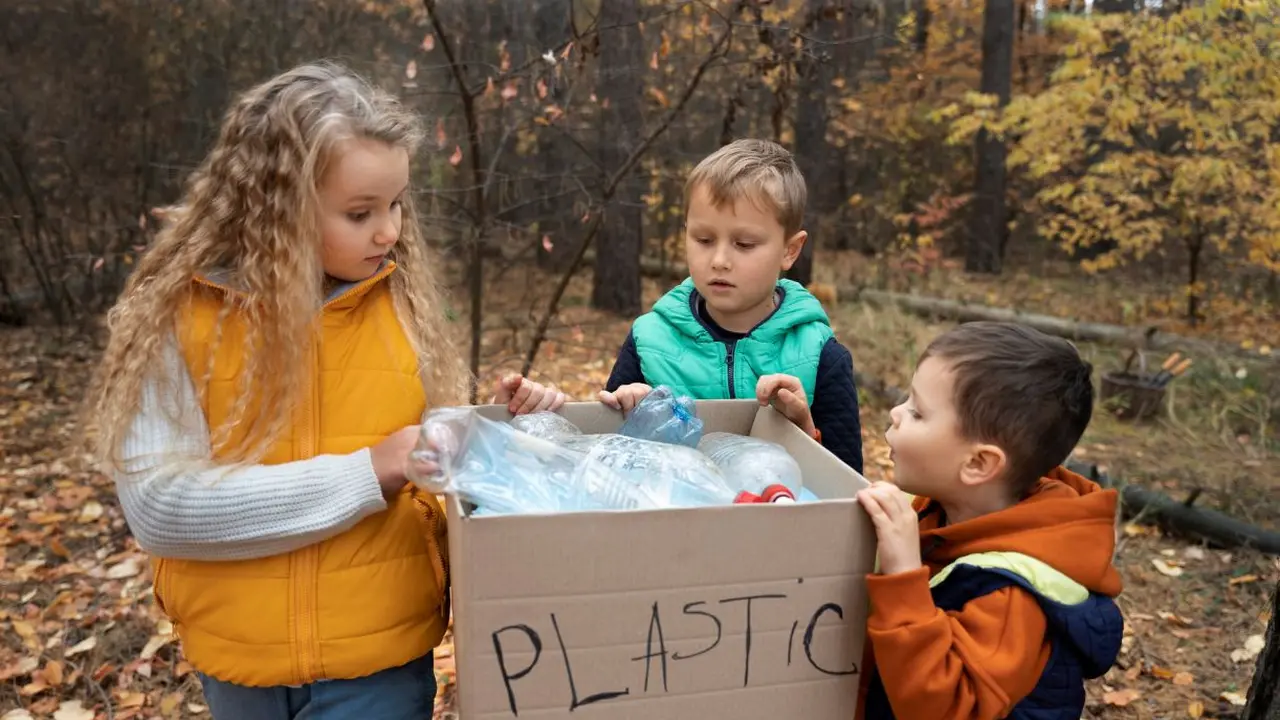 Kenali 5 Cara Mengajarkan Anak Konsep Daur Ulang dan Zero Waste Sejak Dini