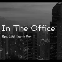 Suara berisik ketikan dari laptop WiKi membuat si bos merasa terganggu.  WiKi lagi ngapain ya?