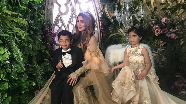 Hamil Anak Ketiga, Ini 6 Potret Tania Nadira dengan Kedua Buah Hatinya