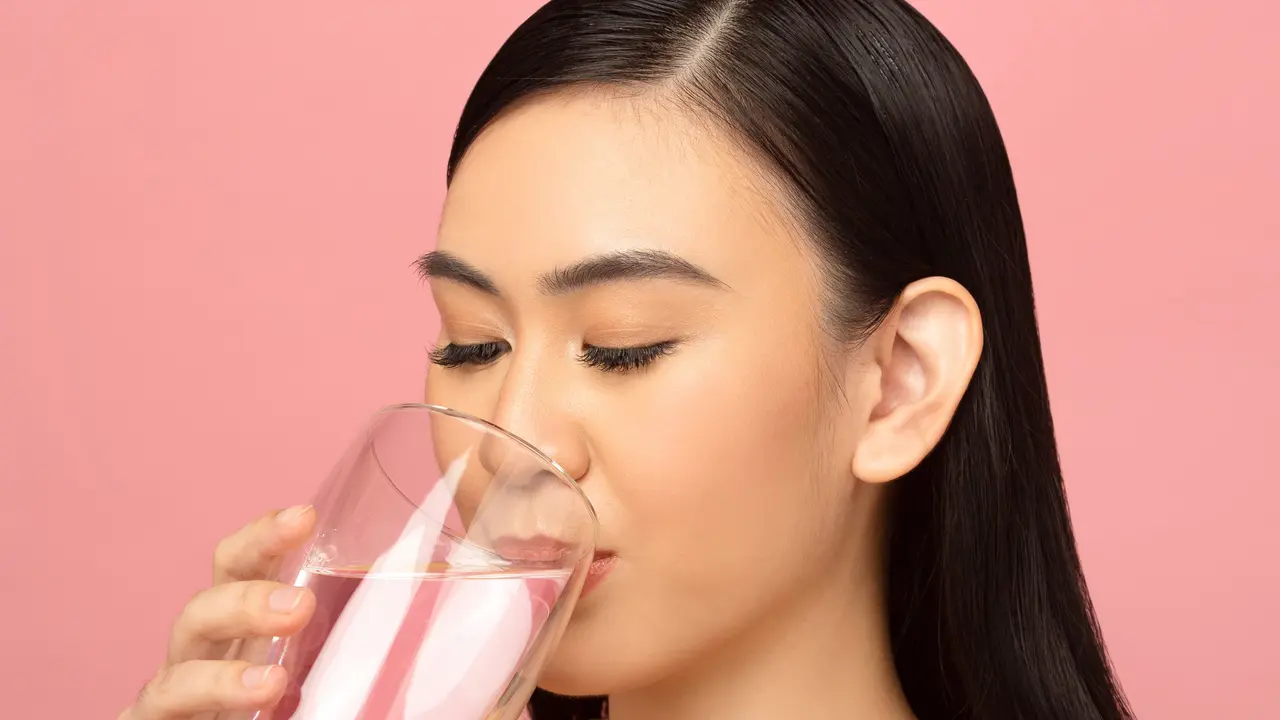 Tak Cukup Skincare, Minuman Kolagen Bisa Bantu Merawat Kesehatan dan Kecantikan Kulit