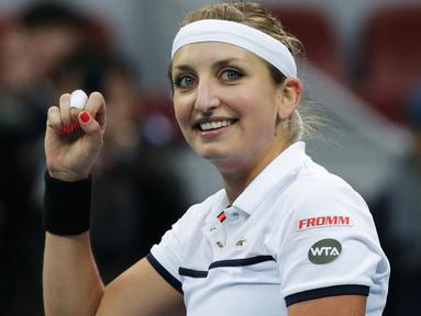 Peringkat ke-10 adalah Timea Bacsinszky dari Swiss. (EPA/How Hwee Young)
