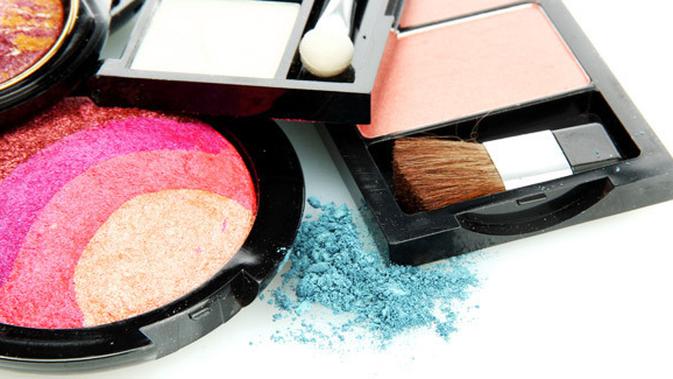  Macam  Macam  Riasan Eyeshadow  Sesuai Bentuk Mata Beauty 