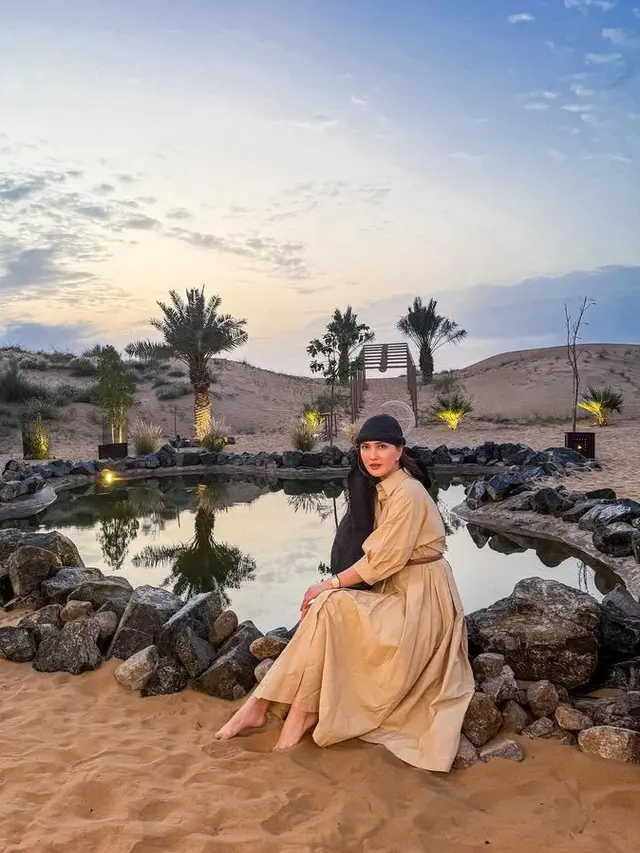 Gaya Artis Liburan ke Dubai.