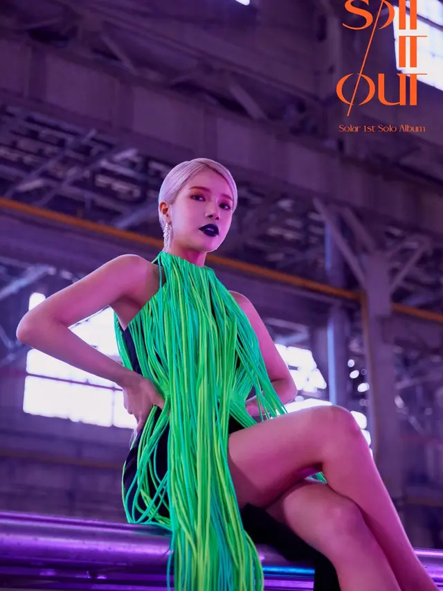 Solar Mamamoo (RBW via Soompi)