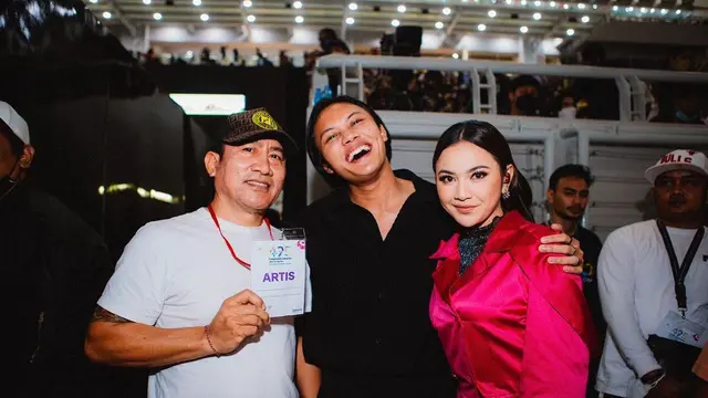 Potret I Gede Suraharja Ayah Mahalini (Sumber: Instagram/@gedesuraharja)