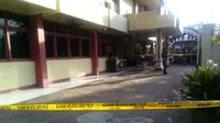 Markas Polsek Bontoala, Makassar, Sulawesi Selatan, dilempar bom molotov berdaya ledak rendah pada Senin dini hari, 1 Januari 2018. (Liputan6.com/Fauzan)