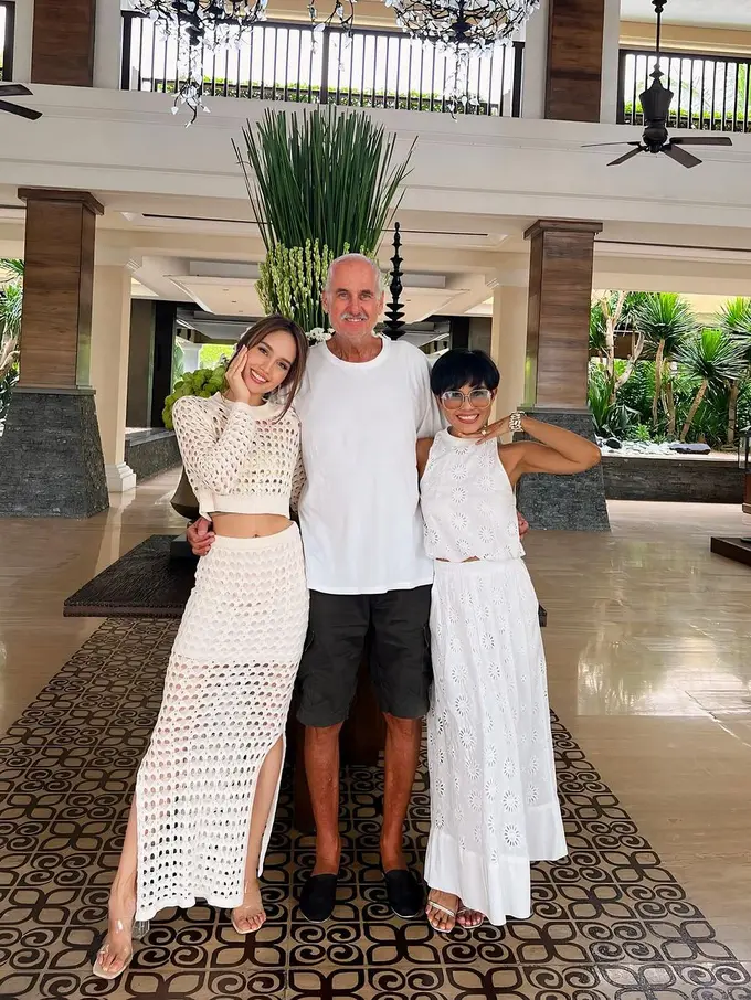 Cinta Laura Lebaran di Bali (Instagram/herdianak)