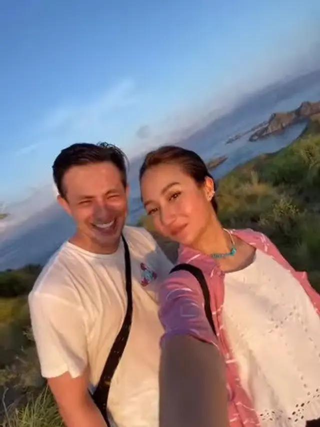 Dylan Carr dan Naomi Zaskia (Foto: Instagram @naonomnom)