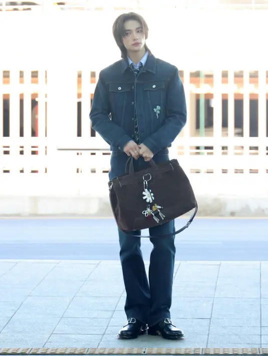 Acara tersebut dijadwalkan berlangsung pada 21 Januari 2026 pukul 14.30 waktu Paris. Kehadiran Hyunjin di runway show Dior kembali menegaskan posisinya sebagai salah satu ikon fashion global yang kerap mencuri perhatian. [Dok. Dior]