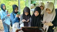 Sambut Hari Lebah Sedunia, Pelajar Diajak Lihat Budidaya Madu Kelulut di Desa Tuwung Kalteng