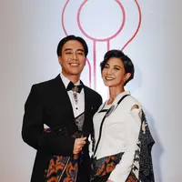 Melenggang di Red Carpet FFI 2022, Vidi Aldiano dan Sheila Dara Aisha makin kompak. Sumber ig @vidialdiano