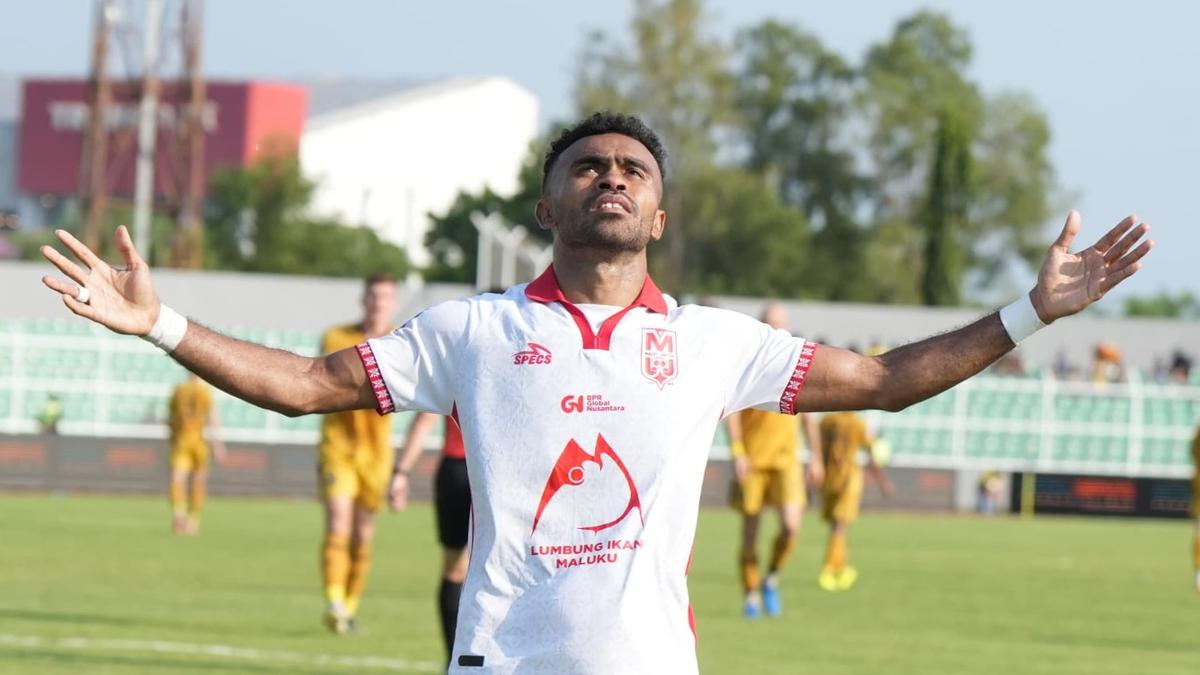 Demi Timnas Indonesia, Alasan Hendri Susilo Tarik Keluar Yakon dan Yance Sayuri di Laga Malut United Vs Bhayangkara FC