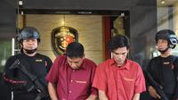 Sindikat pencurian dengan pemberatan lintas provinsi yang menggunakan modus ganjal ATM diungkap Direktorat Reserse Kriminal Umum (Ditreskrimum) Polda Sumut. (Liputan6.com/ Reza Efendi)