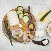 Ketika eksfoliasti dilakukan secara rutin, wajah akan tampak lebih fresh dan rangkaian skincare dapat bekerja lebih optimal. [Dok/freepik.com]